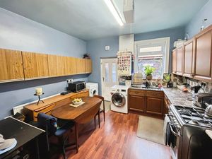 Kitchen diner- click for photo gallery